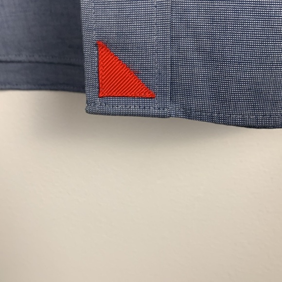 UNTUCKit NWOT Short Sleeve Button Down Shirt 100% Cotton Wrinkle Free - Picture 5 of 10